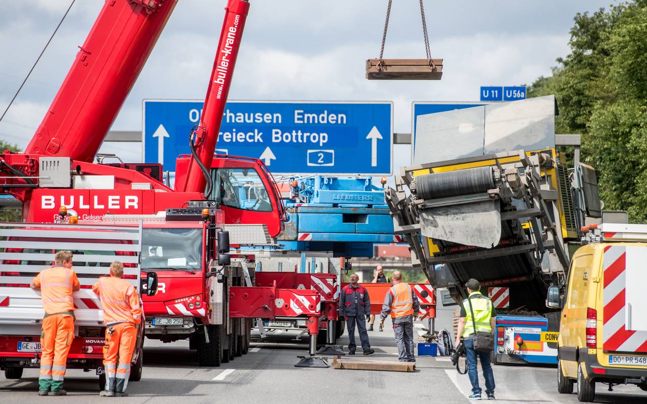 Verunglückter Sattelschlepper auf der A2 bei Gladbeck