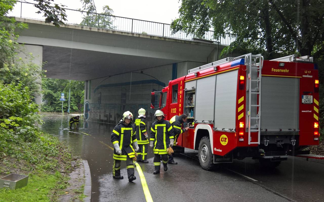 Überschwemmte Unterführung in Gelsenkirchen