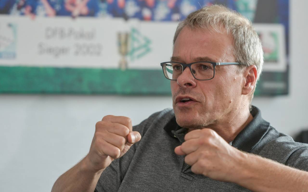 Schalke-Vorstand Peter Peters