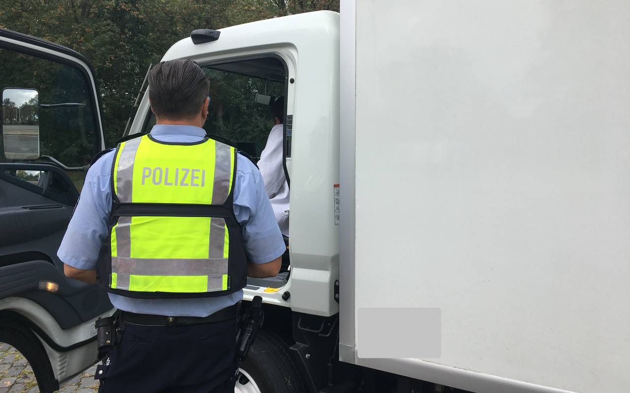 LKW-Kontrolle Polizei