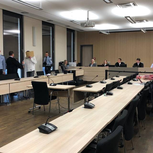 Innenansicht im Landgericht Essen zum erneuten Start des Prozesses um die Silvesterattacken in Bottrop