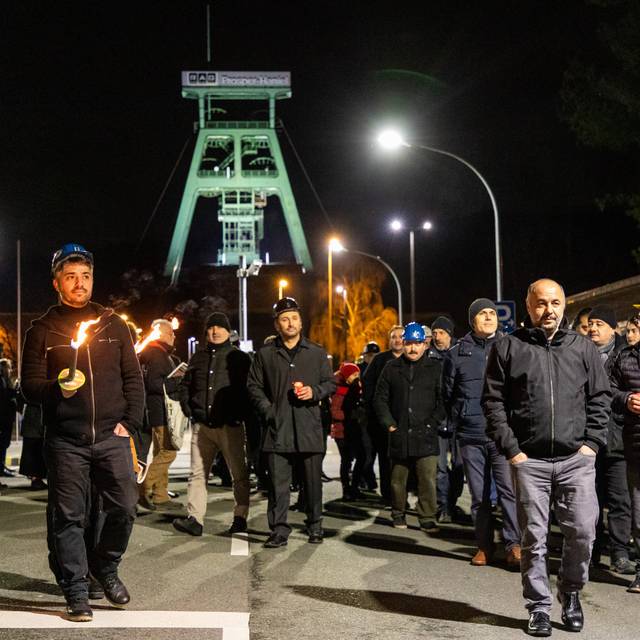 Demo der gekündigten Bergleute an der Zeche Prosper Haniel