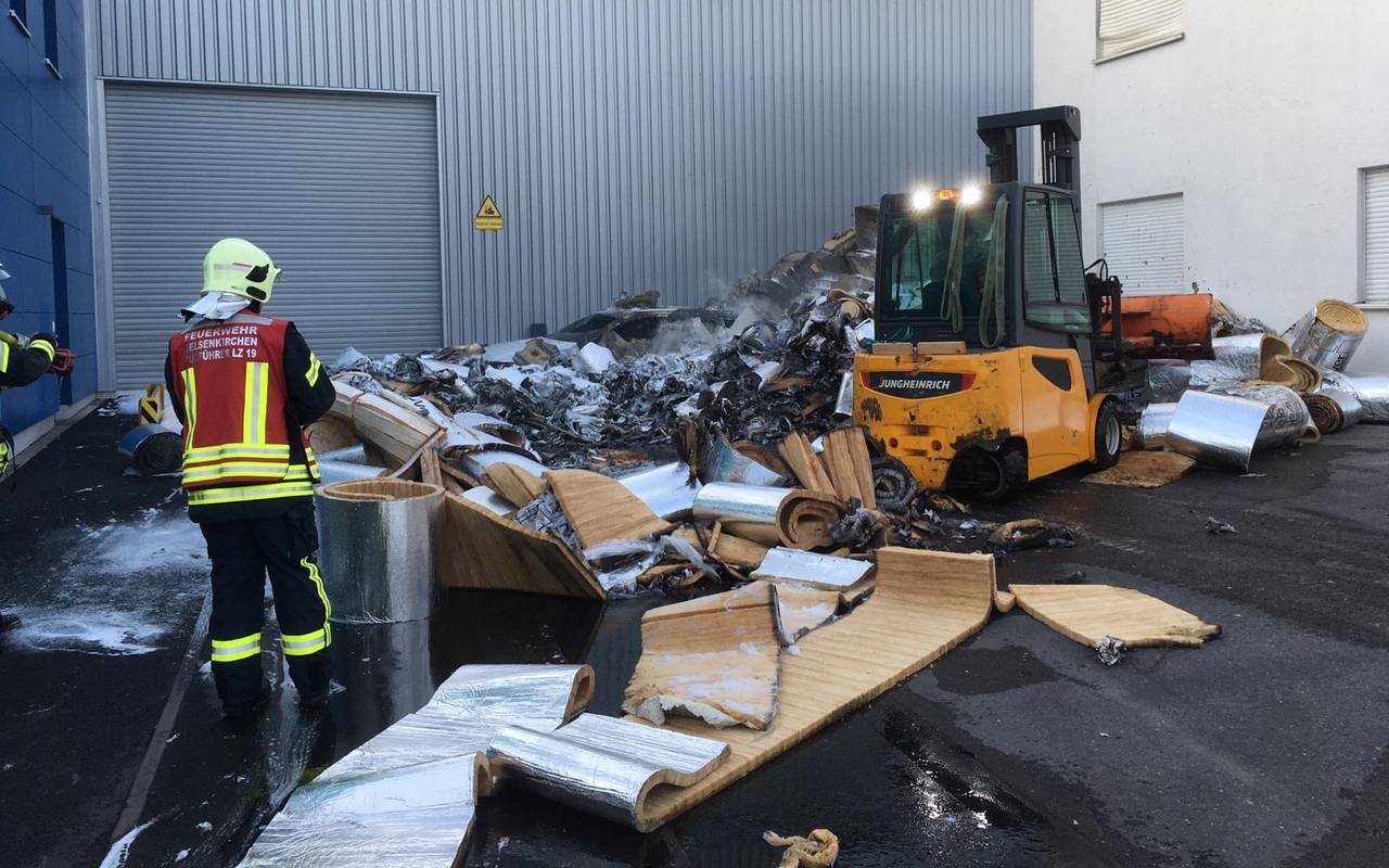 Brand im Stadthafen Gelsenkirchen