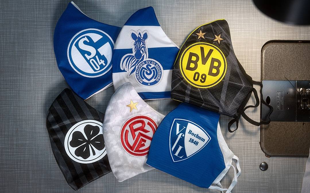 Die Schutzmasken aus Originaltrikots