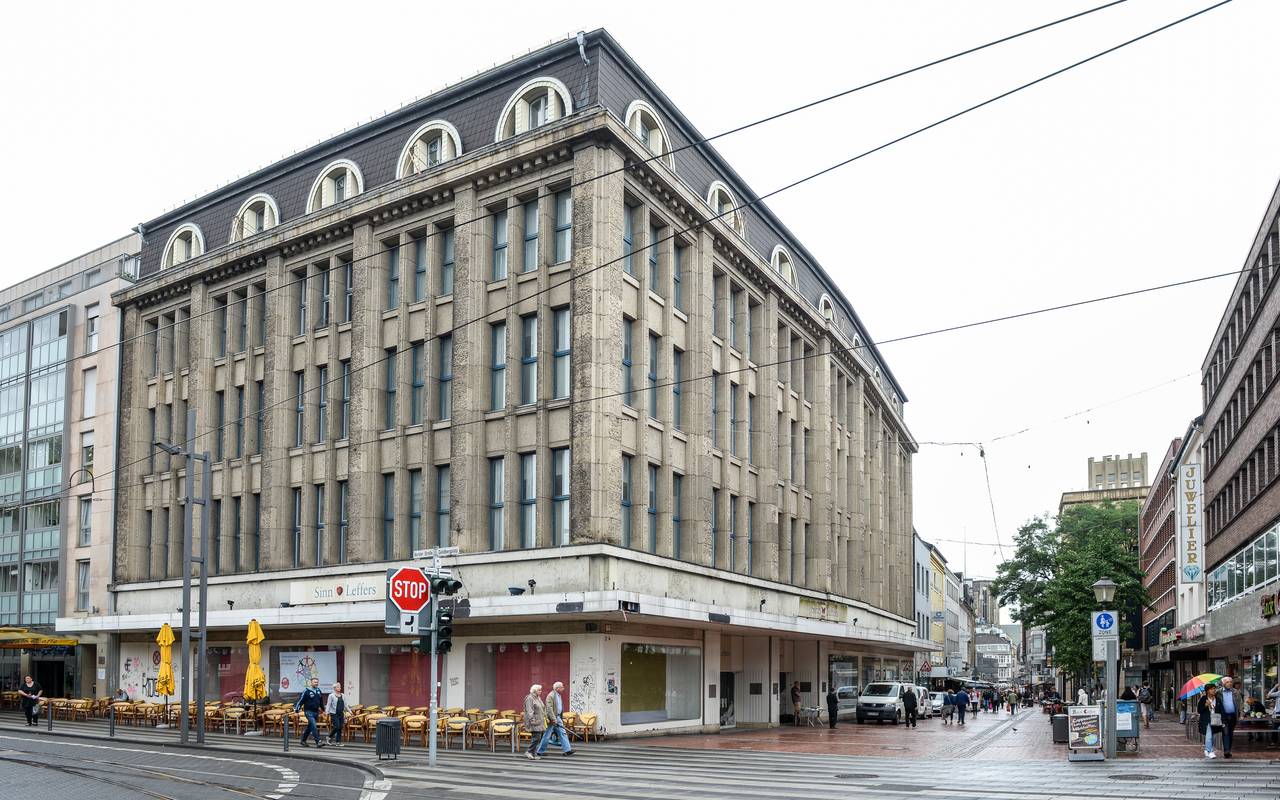 Das ehemalige Damenhaus von SinnLeffers in Gelsenkirchen-Buer
