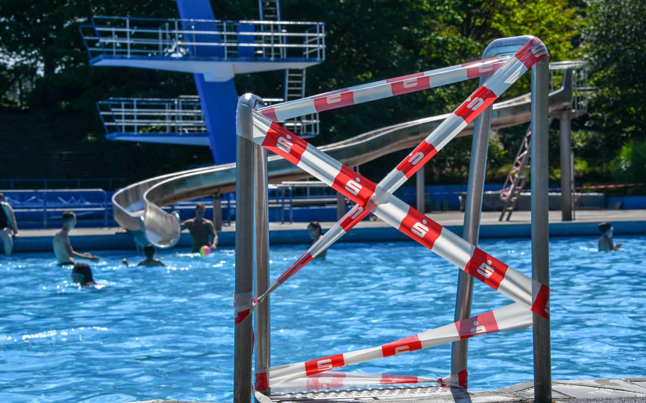 Abgesperrte Leiter im Gladbecker Freibad