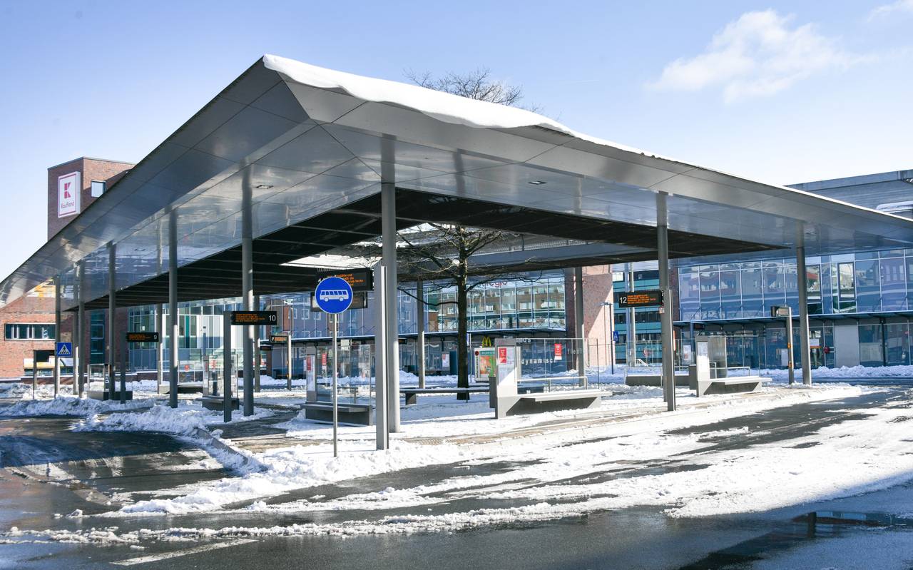 Der verschneite ZOB in Bottrop