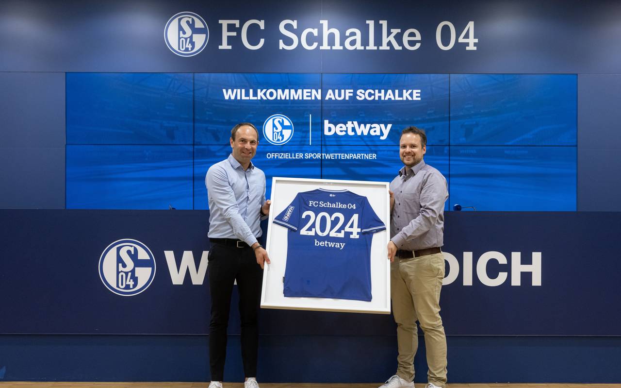 Schalke und Betway präsentieren Zusammenarbeit