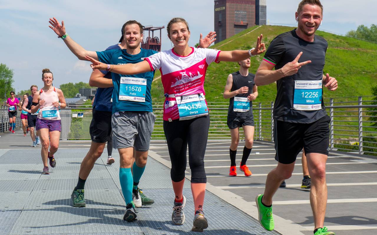 Läufer beim Vivawest-Marathon 2019