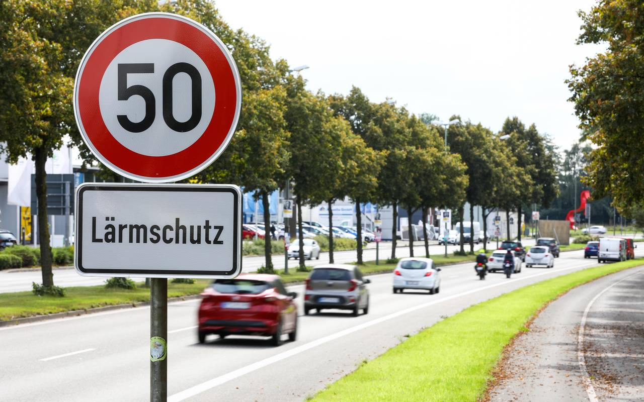 Tempo 50-Schild an der Kirchhellener Straße