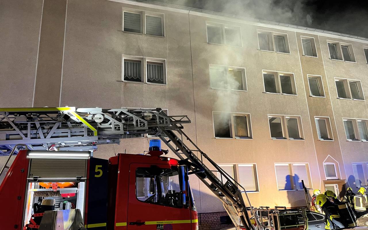 Feuerwehreinsatz an der Alsenstraße in Gelsenkirchen-Schalke