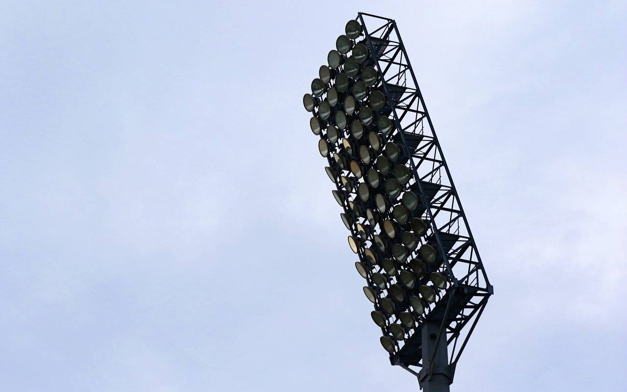 Flutlichtmast Parkstadion