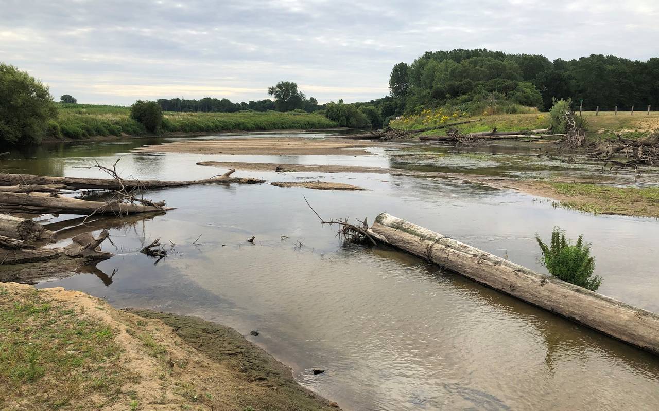 Wasserknappheit an der Emas in Greven
