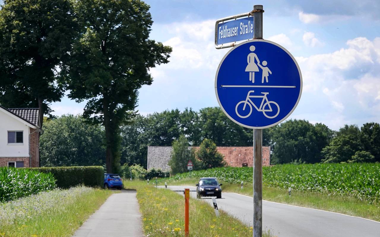 Die Feldhauser Straße in Gladbeck-Zweckel