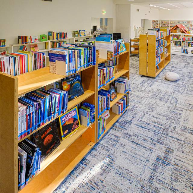 Bücherregale in der Lebendigen Bibliothek in Bottrop