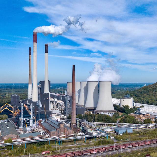 Das Uniper-Kraftwerk in Gelsenkirchen-Scholven aus der Ferne