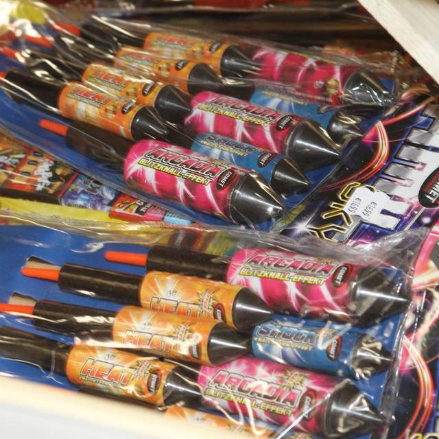 Silvesterraketen im Paket