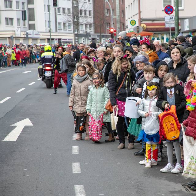 Rosenmontagszug Bottrop 2023