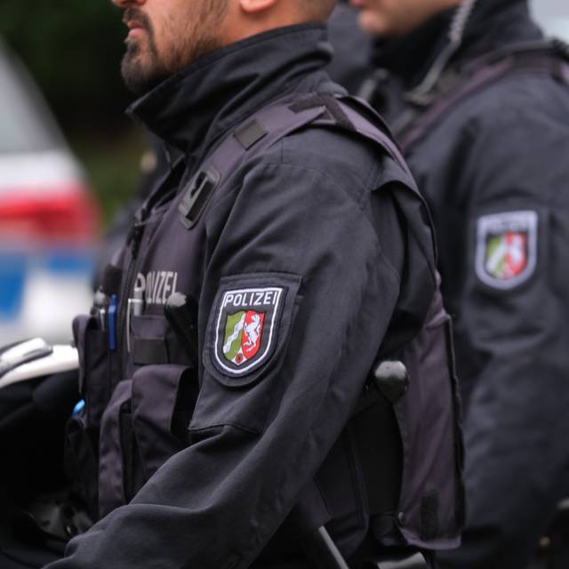 Polizisten der Hundertschaft im Einsatz