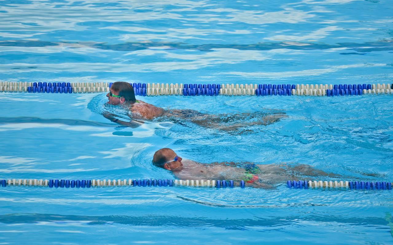 Schwimmer im Gladbecker Freibad