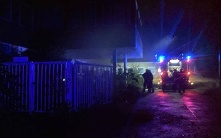Brand in einer ehemaligen Fabrikhalle in Gelsenkirchen Feldmark