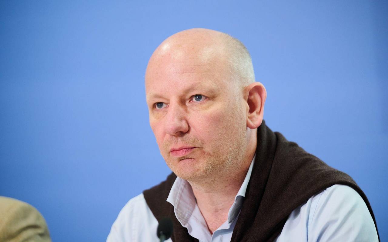 Oliver Decker