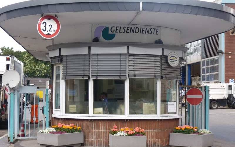 Einfahrt Gelsendienste Buer mit Schild der Gelsendienste