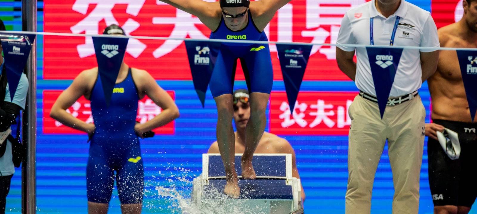 Jessica Steiger als Schwimmerin in der 4x100 m Freistil-Staffel