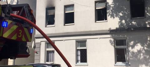 Gelsenkirchen: Brand in Wohnhaus - mehrere Verletzte
