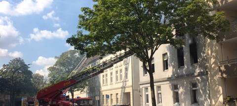 Gelsenkirchen: Brand in Wohnhaus - mehrere Verletzte