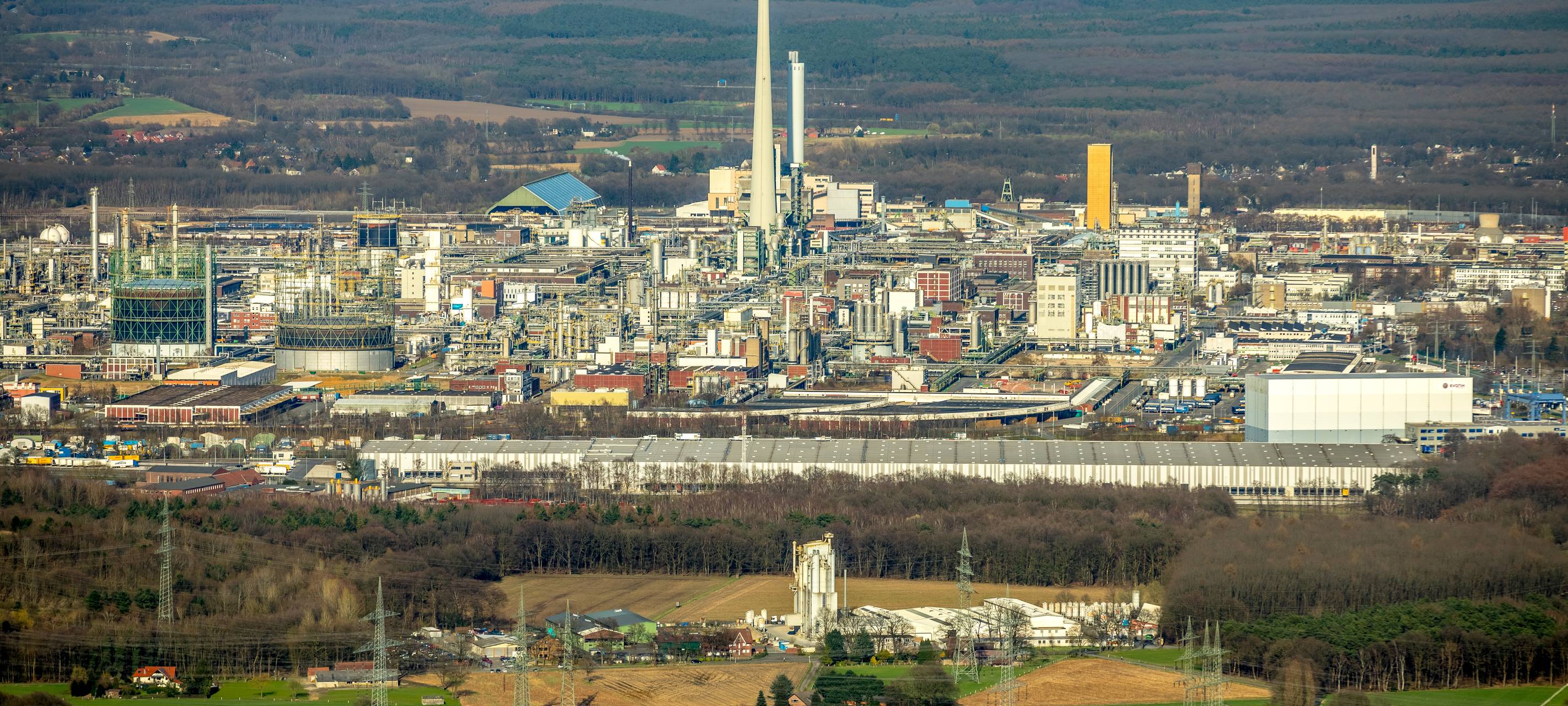 Luftbild des Chemiewerks in Marl