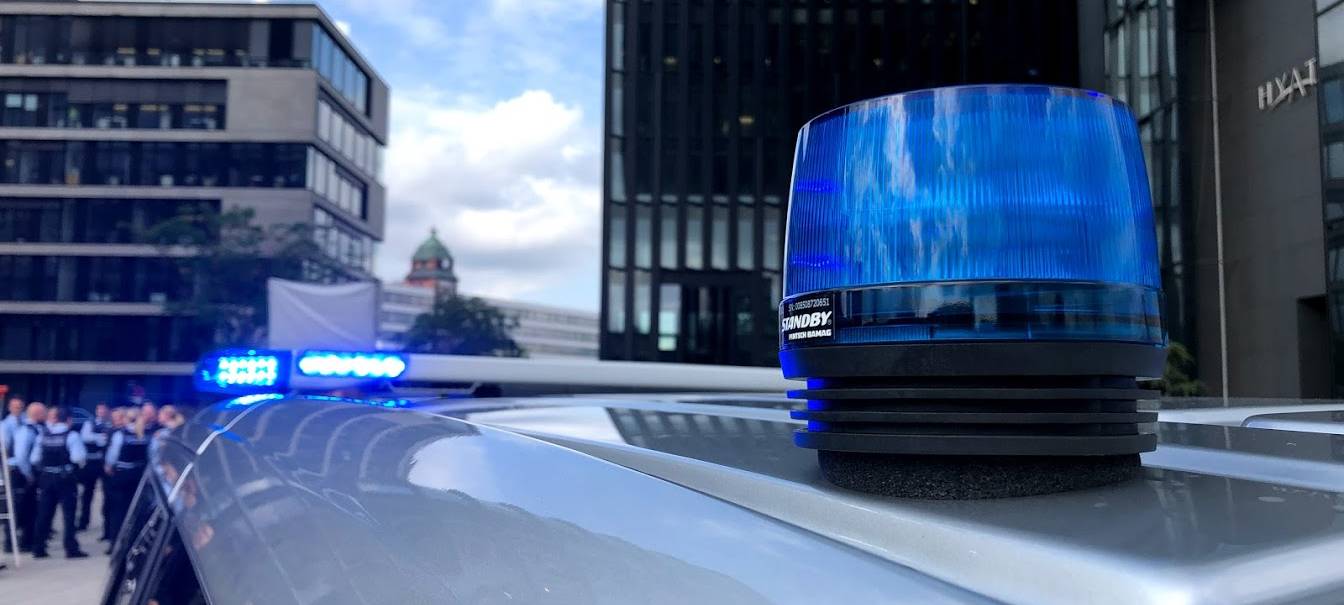 Polizisten stellen Waffen und Munition sicher