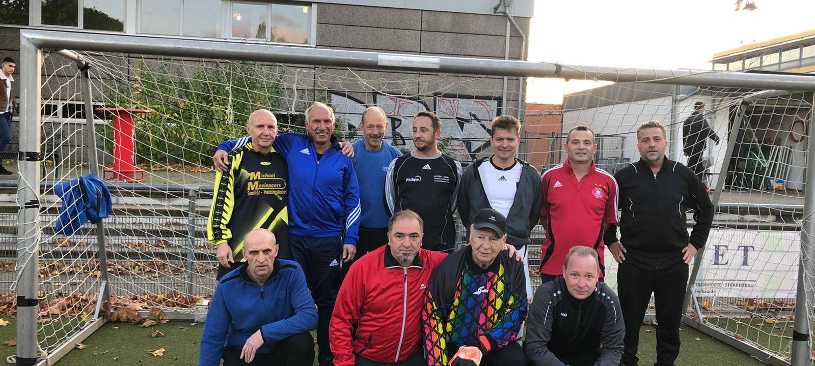 Die "Alten Herren" von SG Preußen Gladbeck 1910/29.