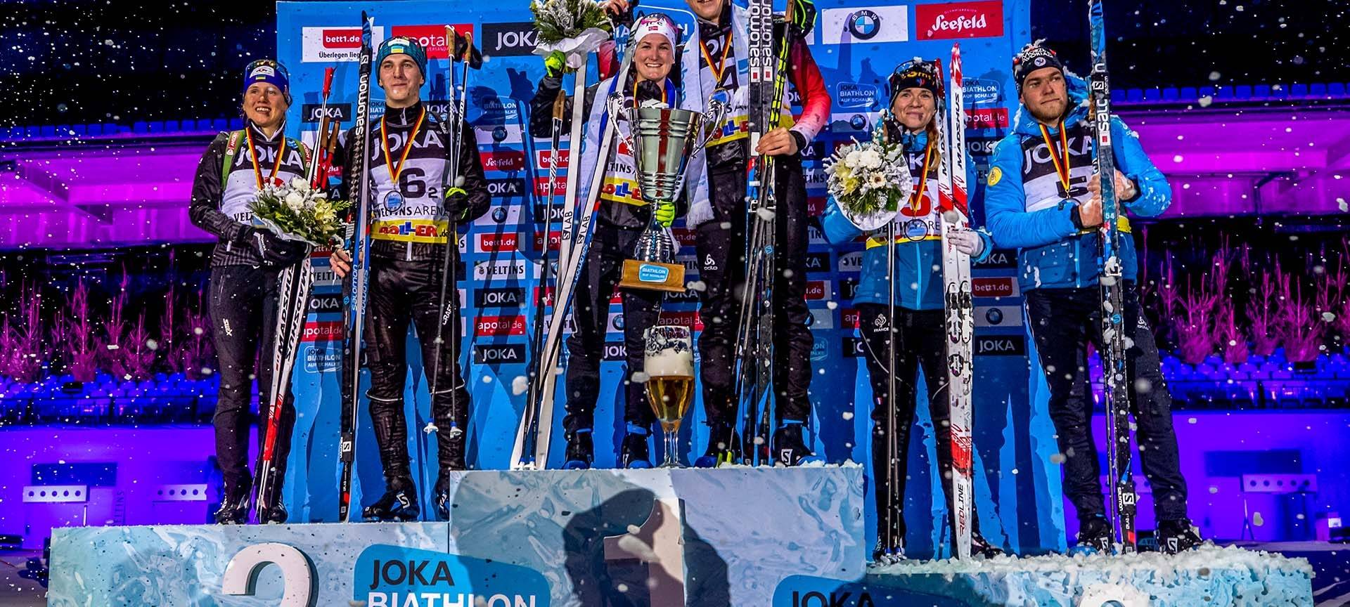 Ein Bild der Siegerehrung beim Biathlon auf Schalke 2019.