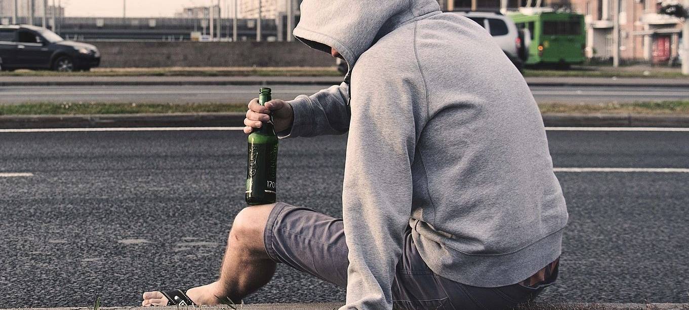 Jugendlicher Alkohol