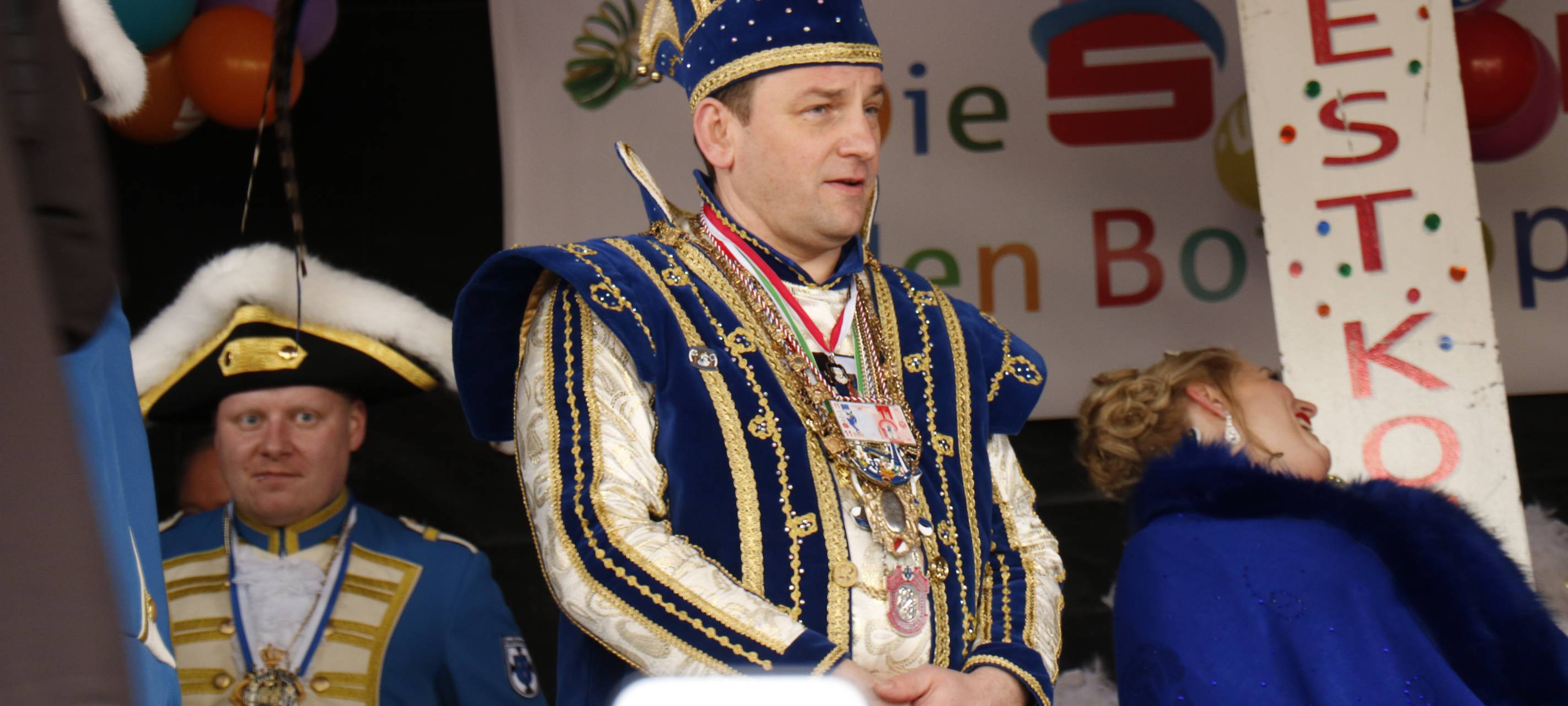 GLA | BOT | GE: Weiberfastnacht bei uns