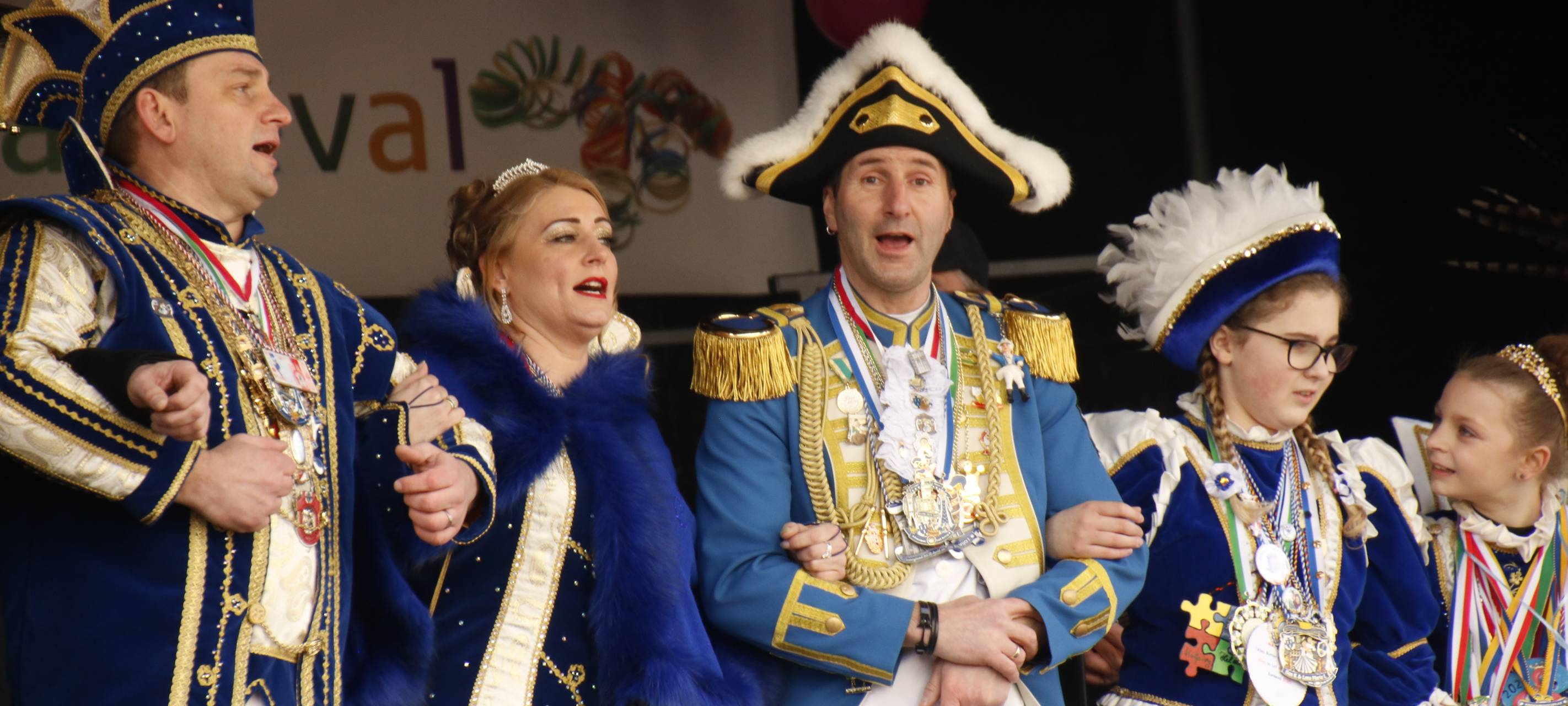 GLA | BOT | GE: Weiberfastnacht bei uns