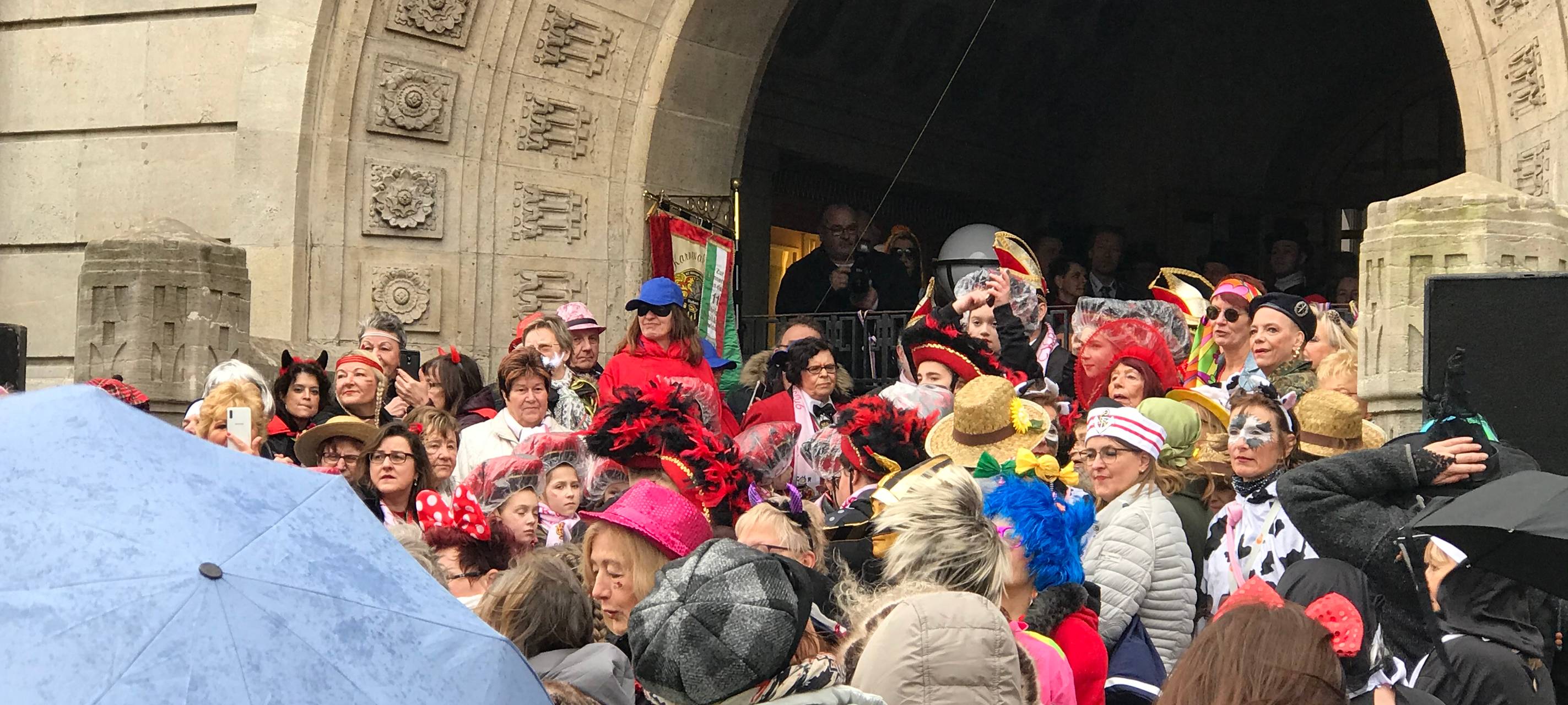 GLA | BOT | GE: Weiberfastnacht bei uns