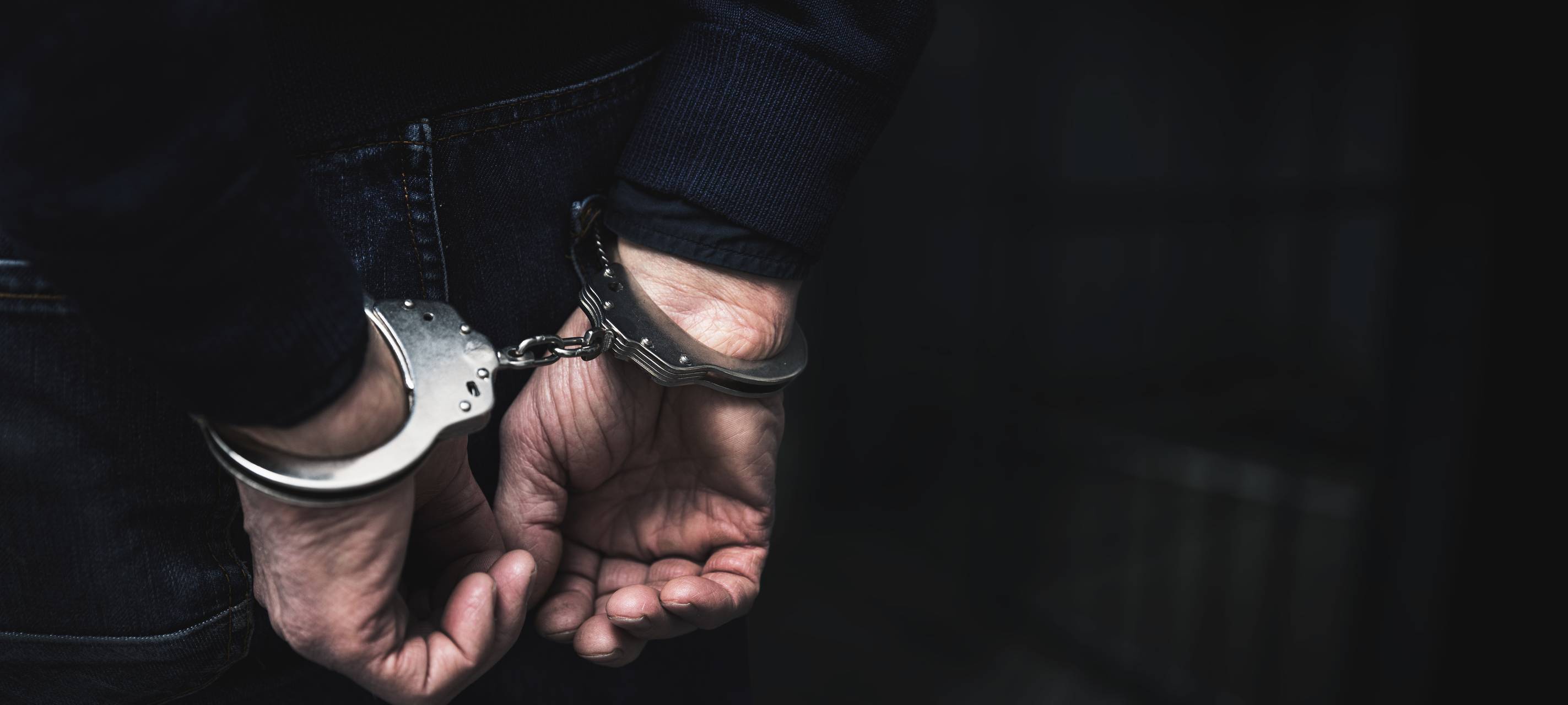 Gelsenkirchen: Kiosk-Mitarbeiter stellt Räuber