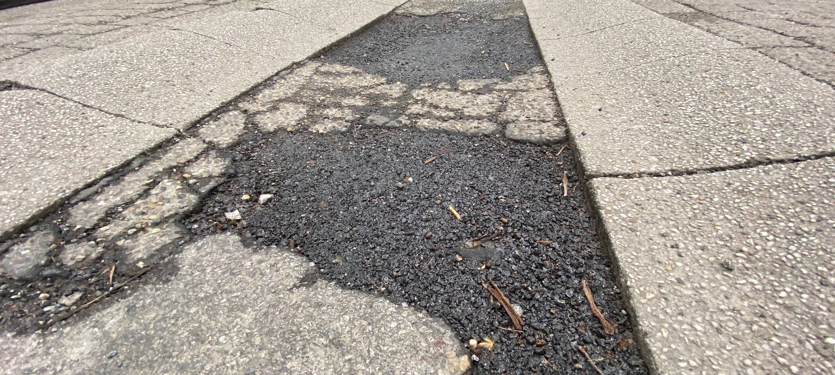 Straßen teilweise in einem katastrophalen Zustand