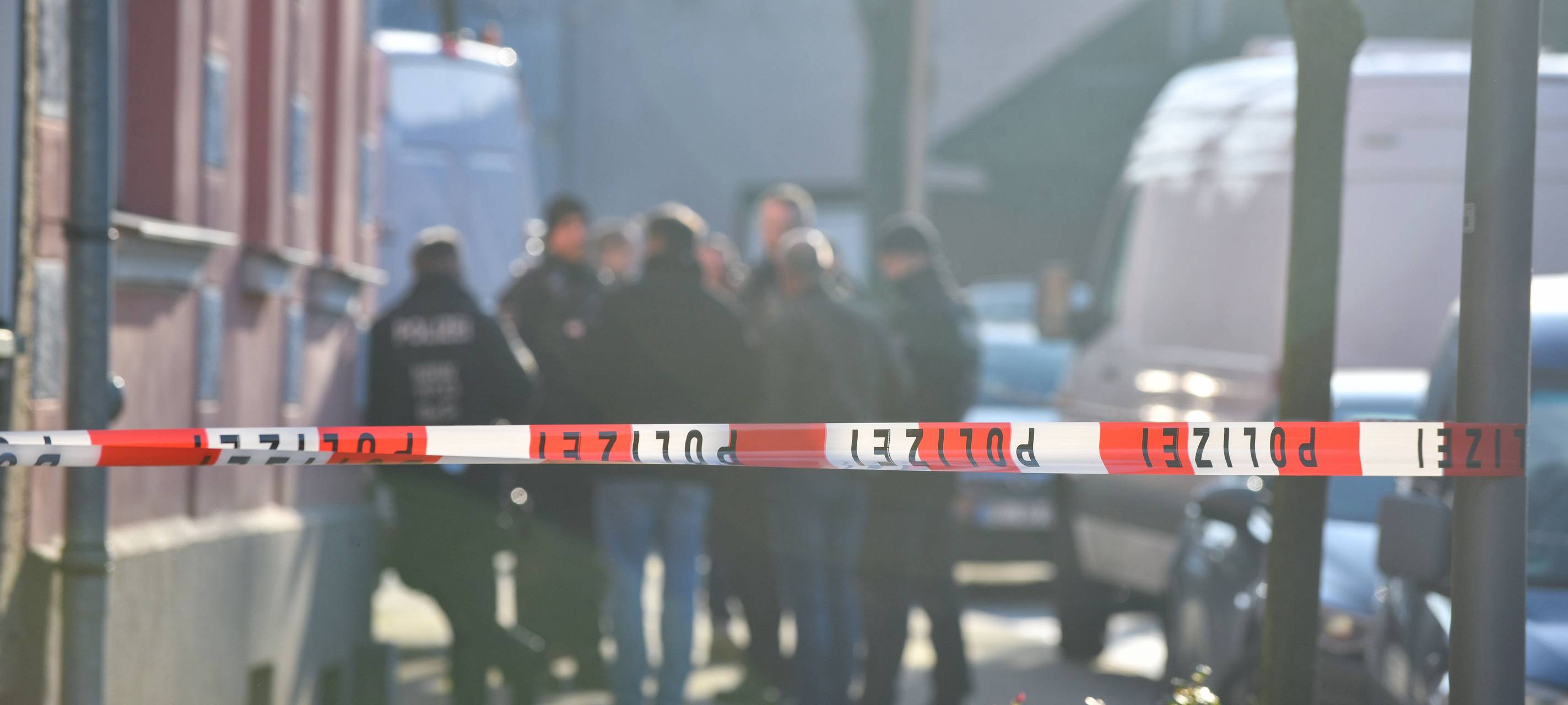 Blder vom SEK-Einsatz an der Eichkampstraße