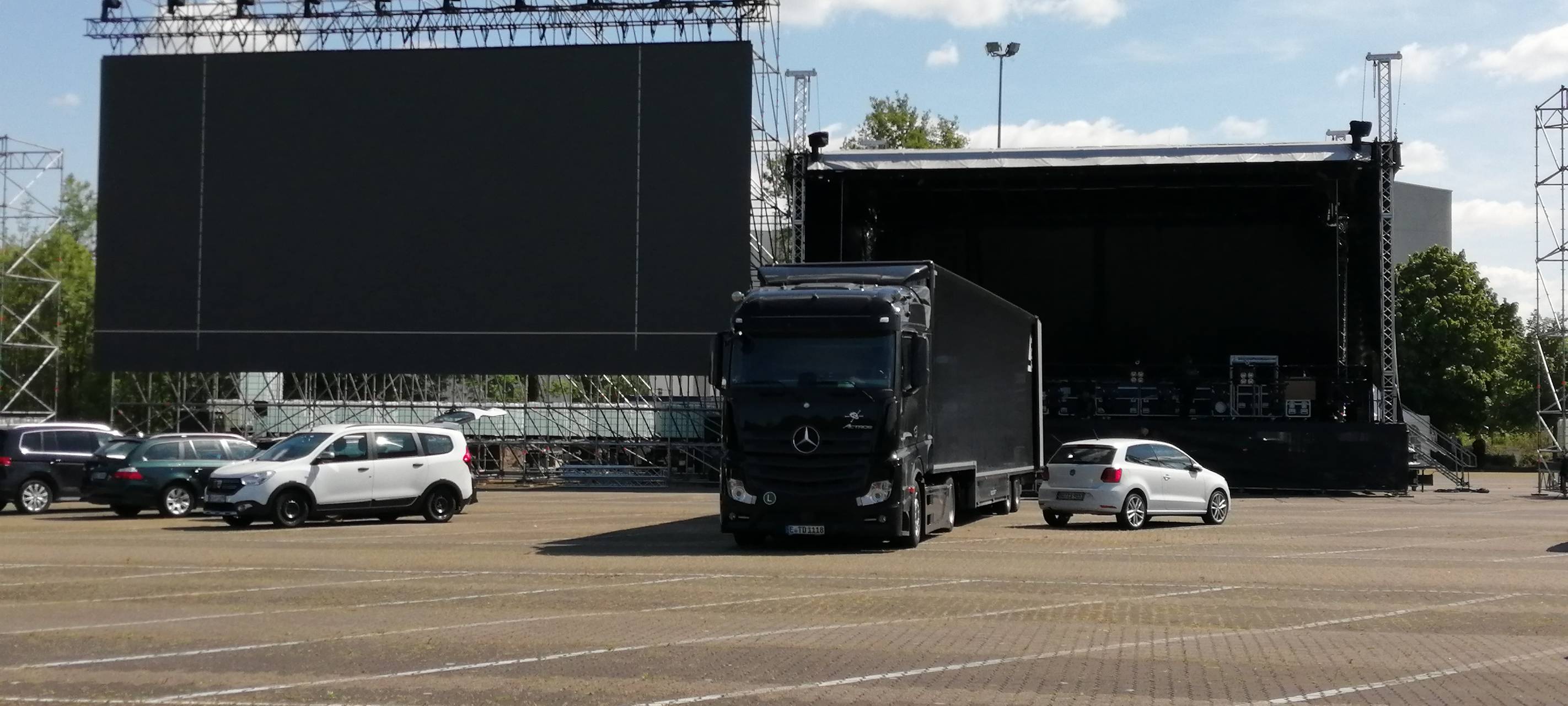 Autokino startet mit Preview