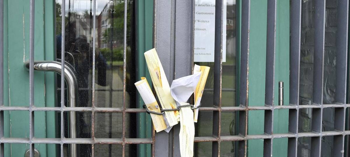 Die verschlossene Tür des Restaurants.