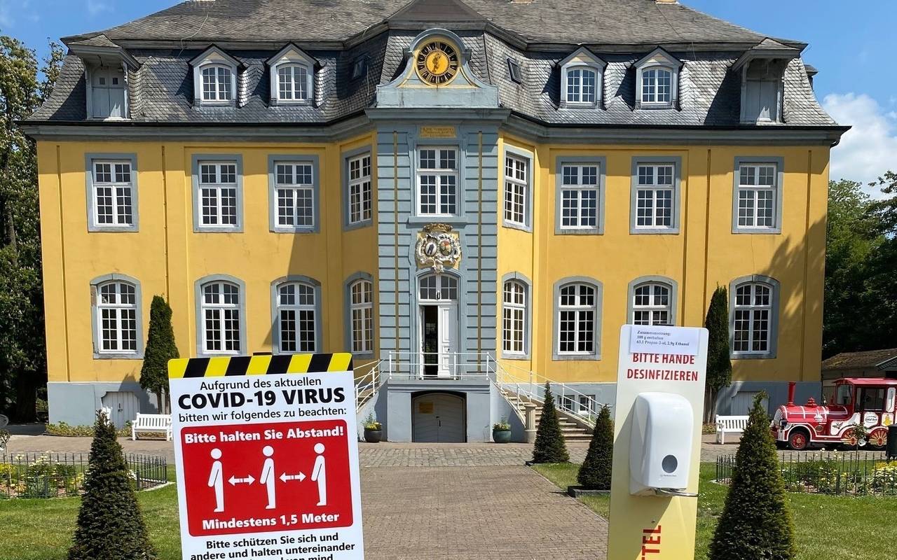 Freizeitpark Schloss Beck mit Desinfektionsmittelspendern
