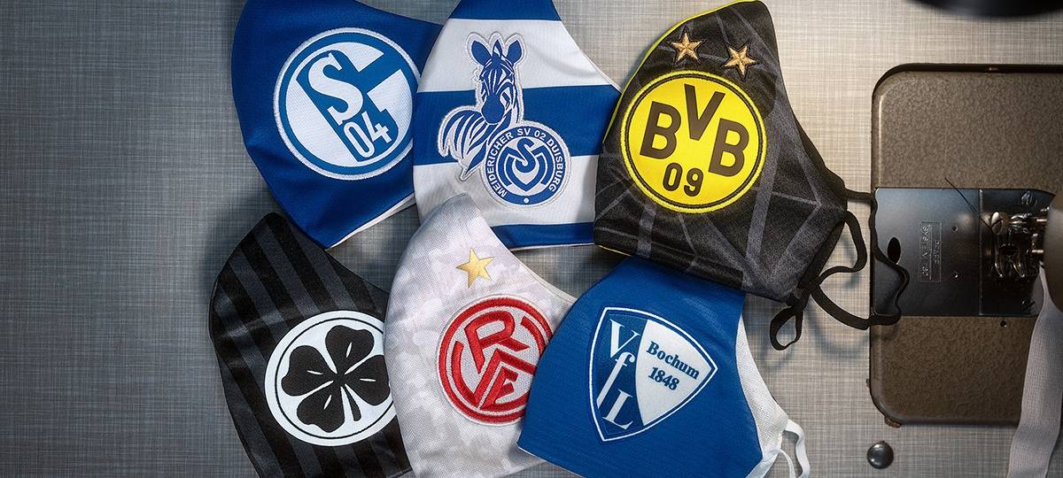Die Schutzmasken aus Originaltrikots
