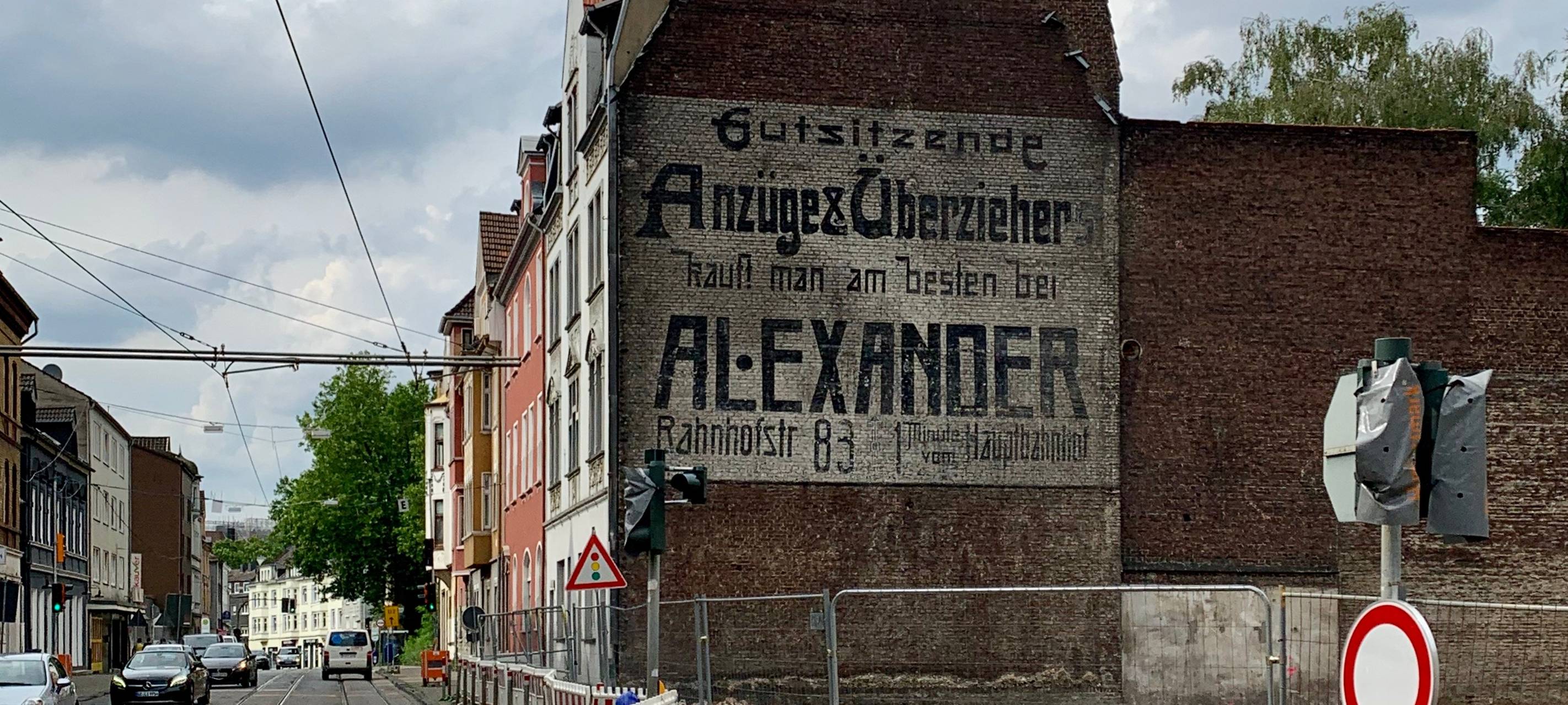 Die Reklametafel des Kaufhauses Alexander an der Bochumer Straße Gelsenkirchen