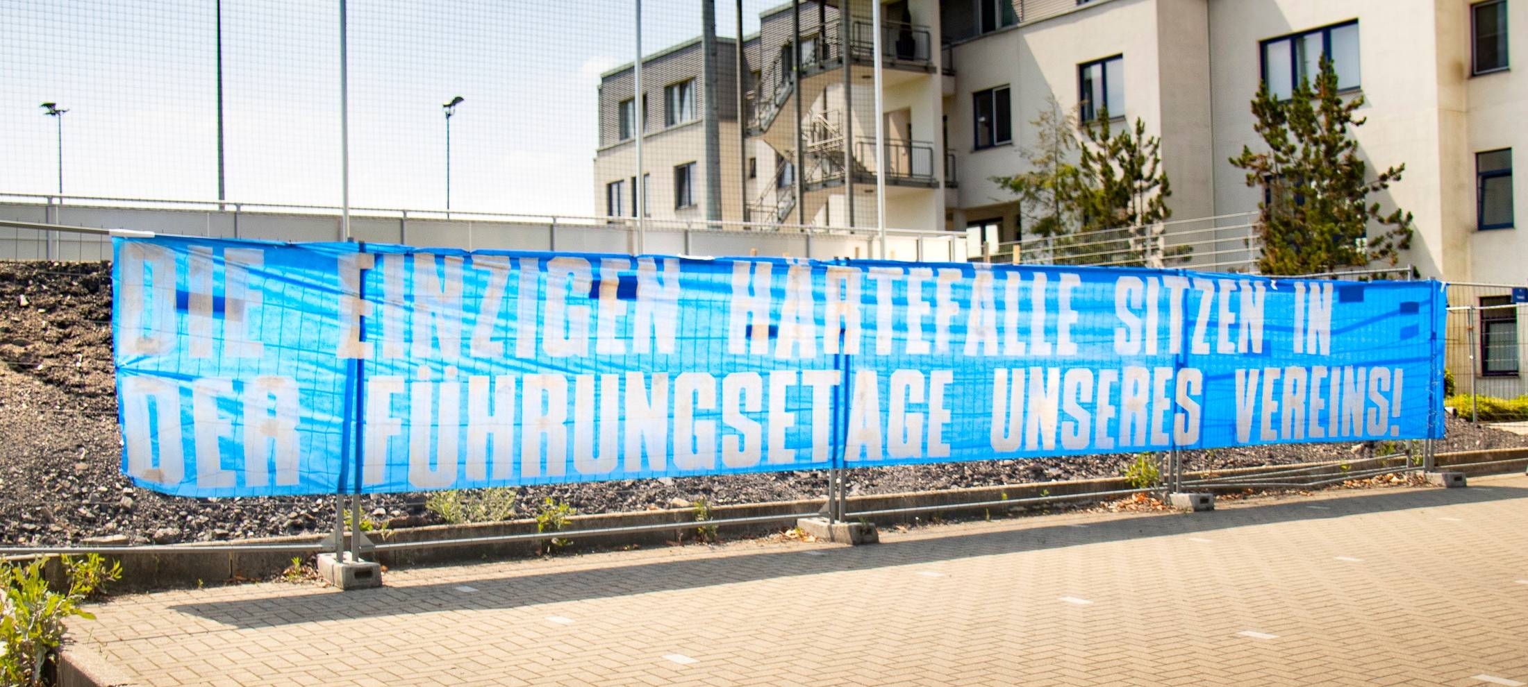Fan-Demo auf Schalke darf stattfinden