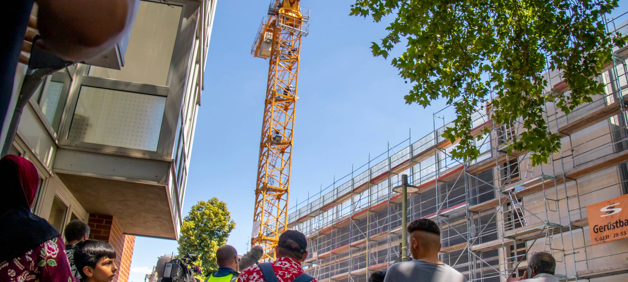 Bauarbeiter in Gelsenkirchen drohen wieder mit Sprung von Kran