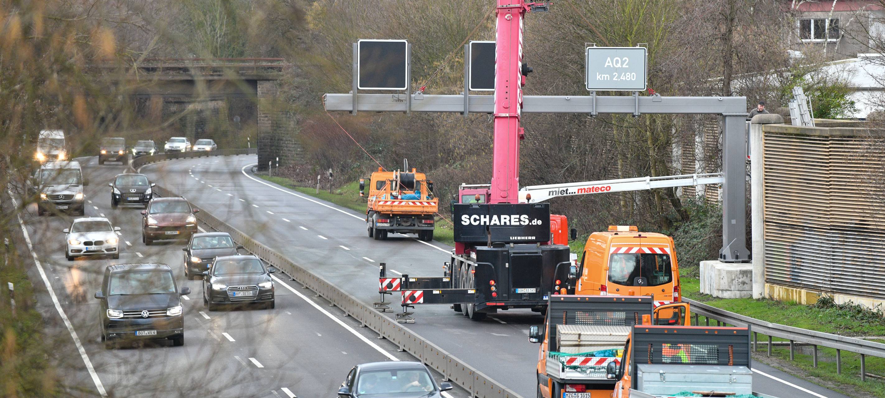 Beobachtungsphase der Stauwarnanlage an der B224 startet