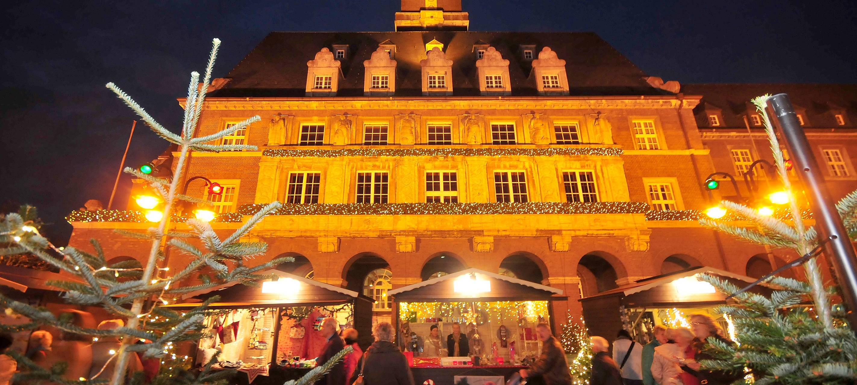Stände auf dem Bottroper Weihnachtszauber